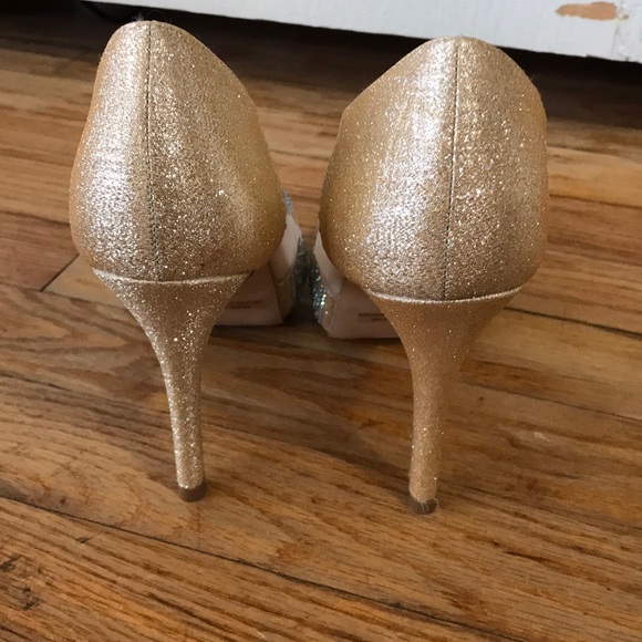 Tan Heels - Picture 3 of 3
